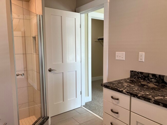 Building Photo - 26 N Main St