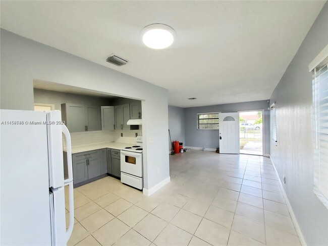 Building Photo - 11410 SW 193rd St