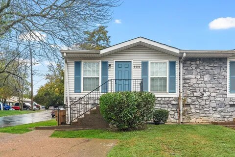 Building Photo - 538 Cedar Dr