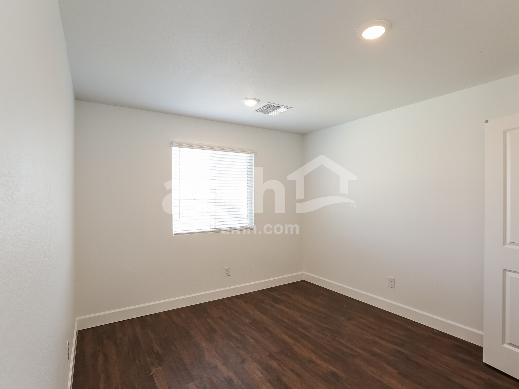 Building Photo - 8851 N 171st Dr