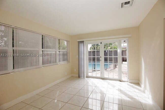 Building Photo - 781 SW 64th Terrace