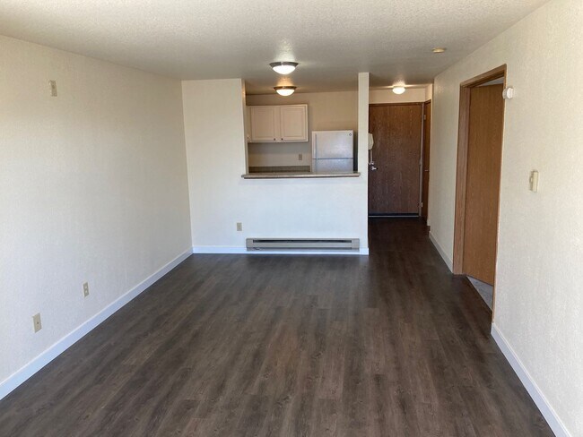 Interior Photo - TWG South