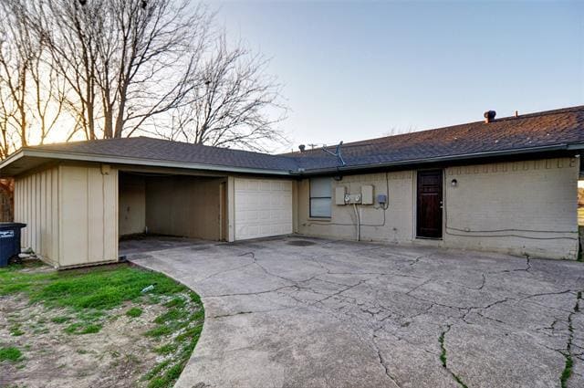 Building Photo - 6815 W Cleburne Rd