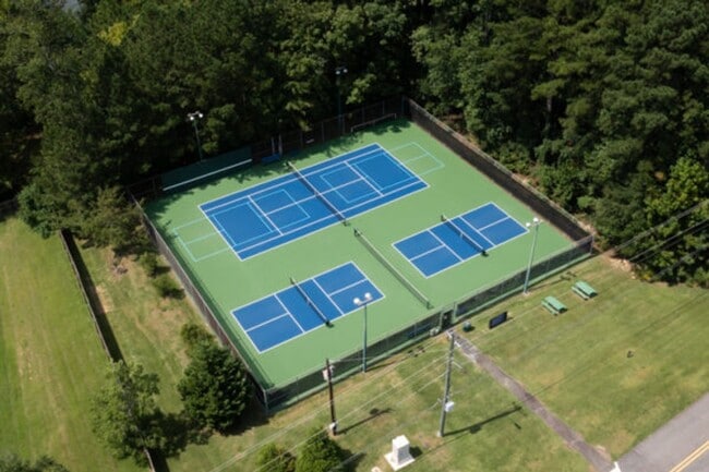 Building Photo - Stillwaters at Lake Martin, 1 bed, 1 bath ...