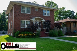 Building Photo - 4 Bedroom, 1.5 bathroom House For Rent; Av...