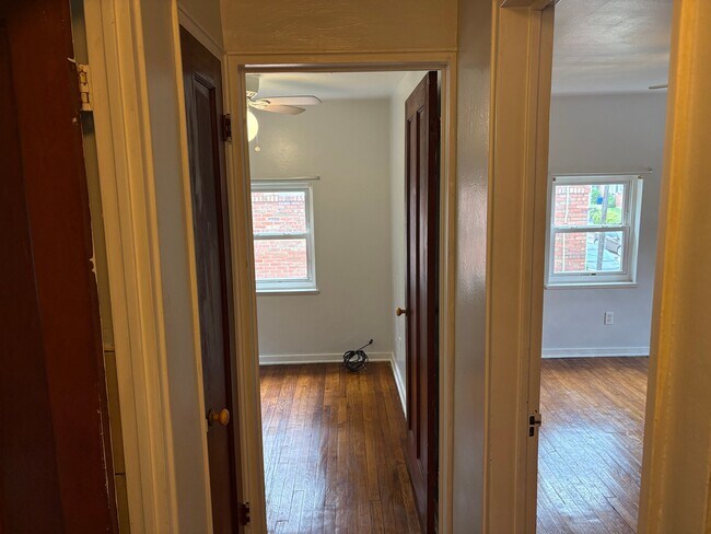 Building Photo - 46 Wenzell Pl
