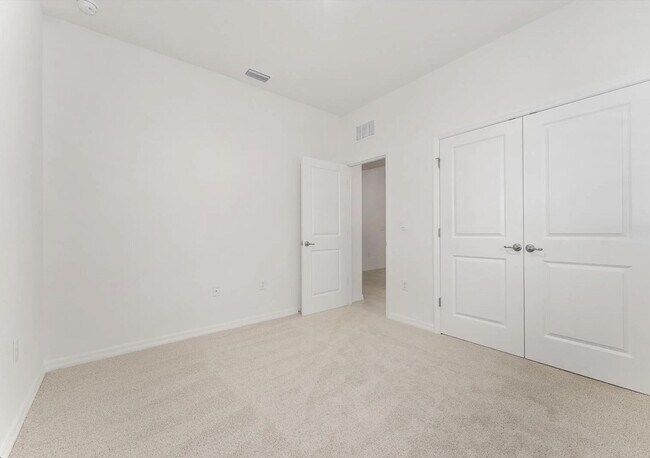 Building Photo - 4008 NW 48th Ter Rd