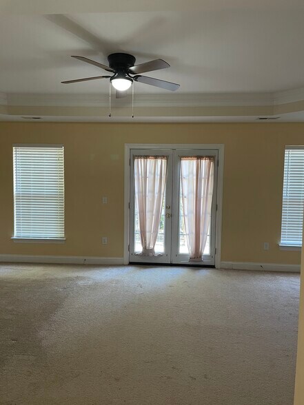 Building Photo - 12826 Windy Lea Ln