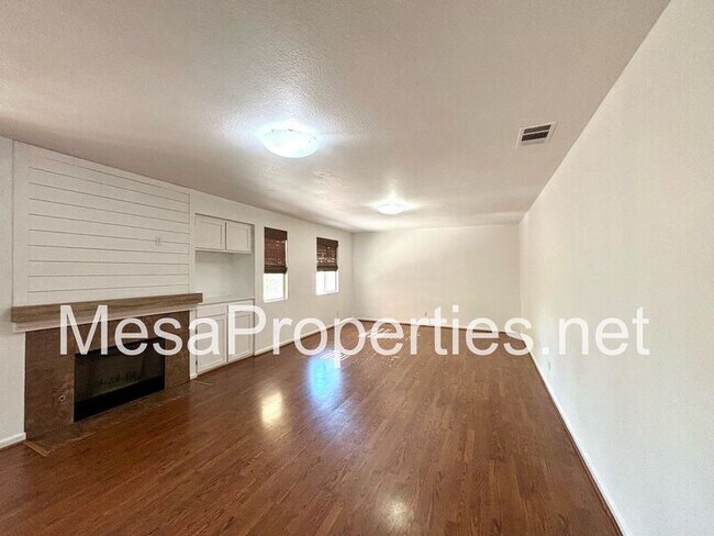 Building Photo - 13142 Kootenay Way