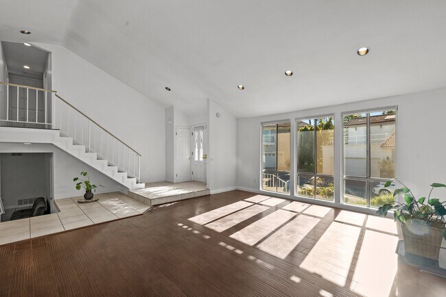 Building Photo - 5010 Balfour Ln