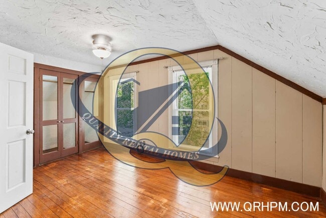 Building Photo - Available Now in Fenton!!!
