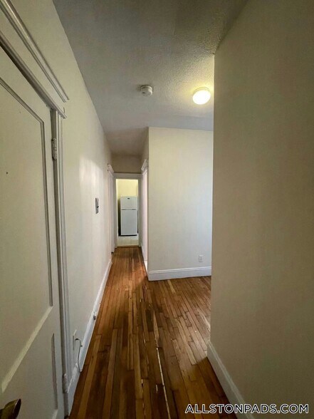 Building Photo - 1152 Commonwealth Ave