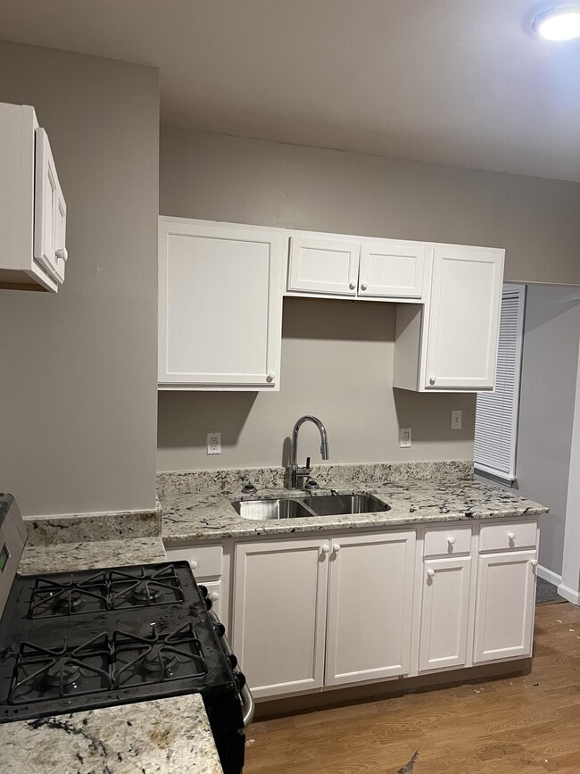 Building Photo - 17801 Marx St