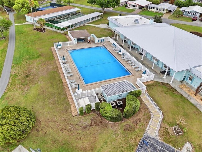 Building Photo - 1798 Fox Hill Dr