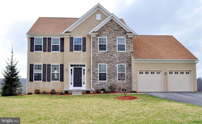 Building Photo - 304 Dunbar Dr