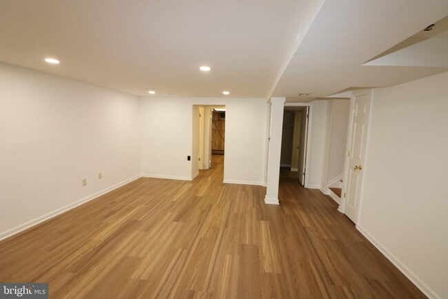 Building Photo - 20404 Shadow Oak Ct