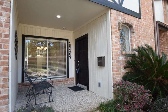 Building Photo - 15107 Kimberley Ct