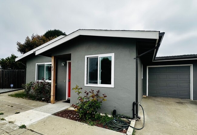 Primary Photo - Adult Community - Bay Village 55+Years of ...
