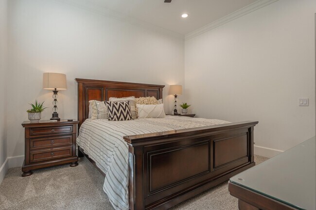 Building Photo - 54280 Affirmed Ct