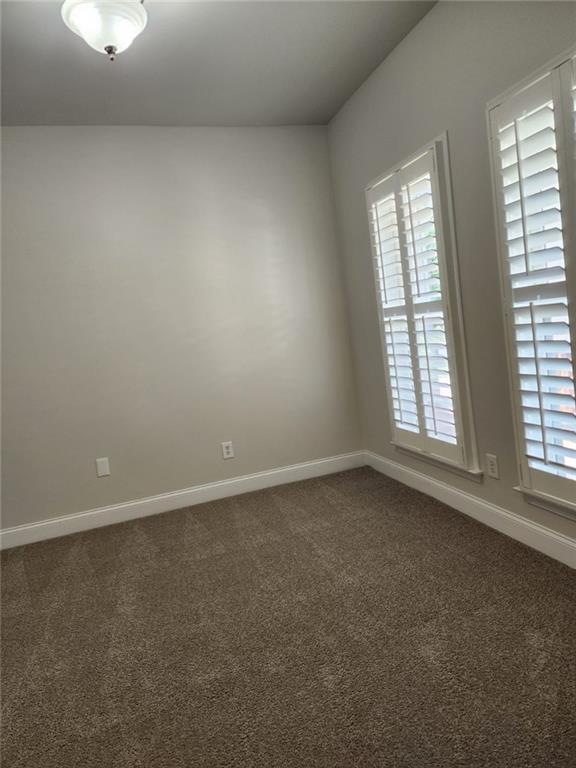 Building Photo - 465 Roland Manor Dr