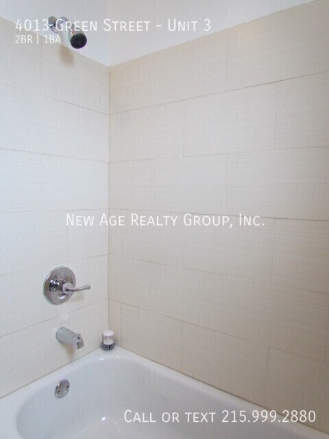 Building Photo - 4013 Green St