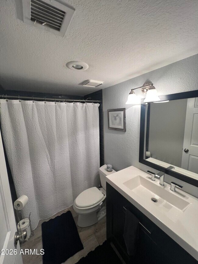 Building Photo - 3534 E Verbena Dr