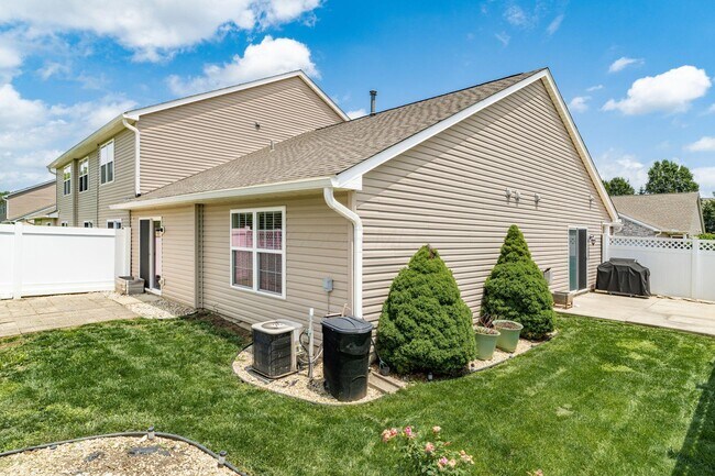 Building Photo - 5179 Mantua Dr