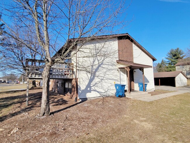Building Photo - 2940 Vineland Ave SE