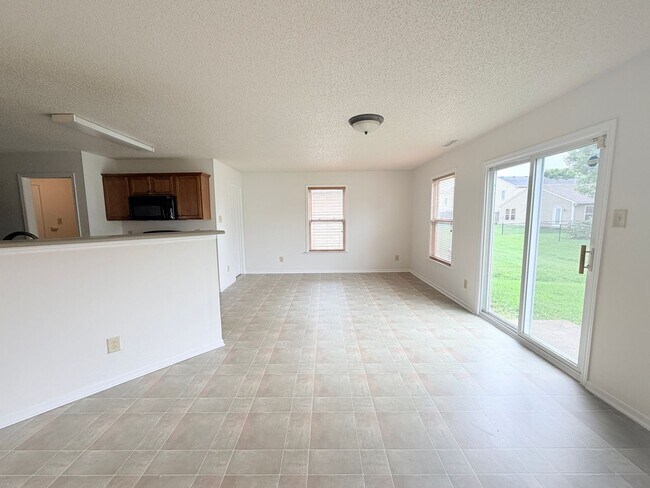 Building Photo - 1795 Feather Reed Ln