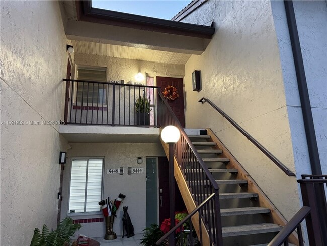 Building Photo - 9446 SW 140th Ct