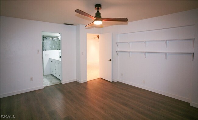 Building Photo - 1525 Covington Cir E