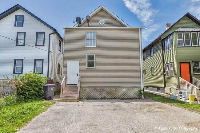 Building Photo - 551 S M.L.K. Jr Ave