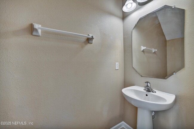 Building Photo - 480 Cabernet Pl