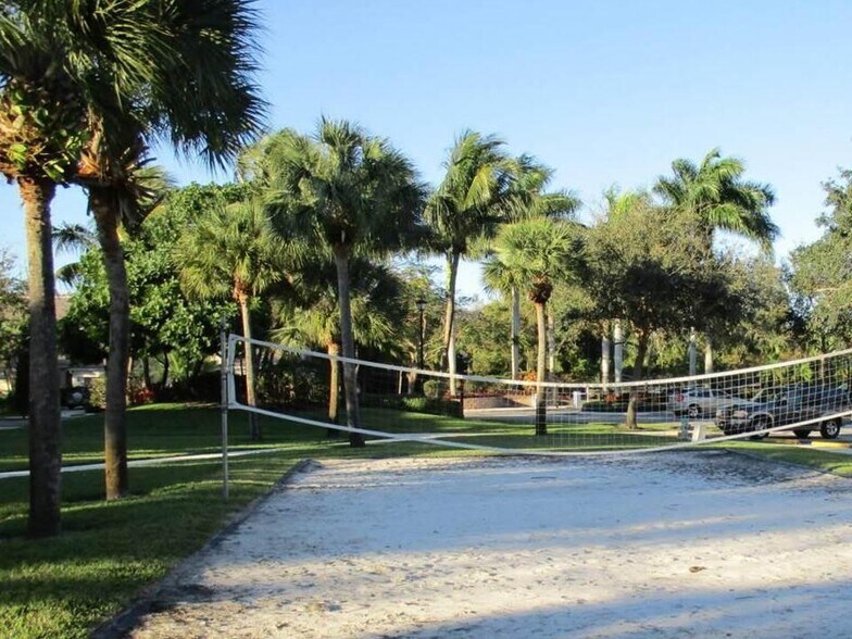 Building Photo - 4616 Palmbrooke Cir