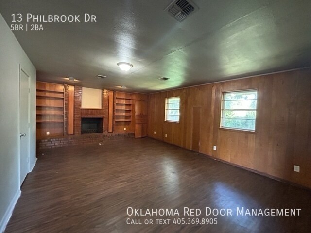 Building Photo - 13 Philbrook Dr