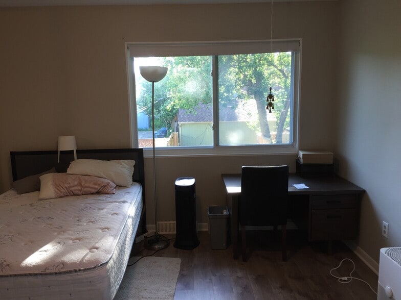 bedroom #1 - 2210 26th Ave S