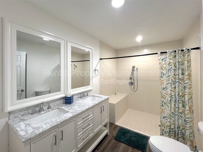 Building Photo - 10951 Ruden Rd