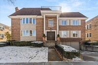 Building Photo - 10323 Canterbury St