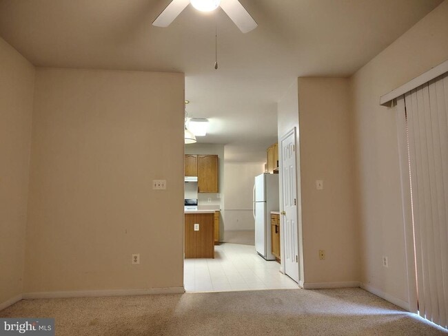 Building Photo - 444 Delaware Rd