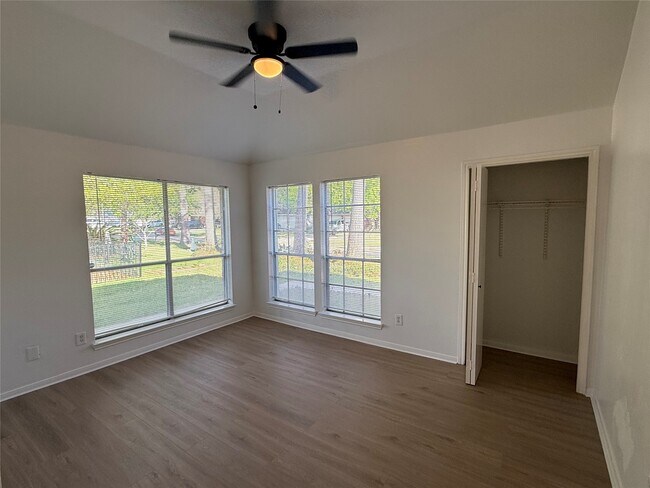 Building Photo - 4807 Maurita Dr