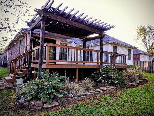 Building Photo - 311 Ketch Ct