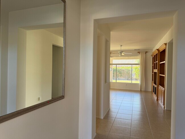 Building Photo - 78631 Yellen Dr