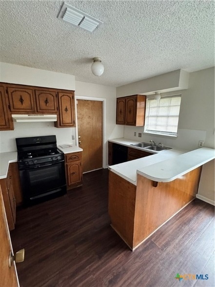 Building Photo - 106 Sagemont Ave