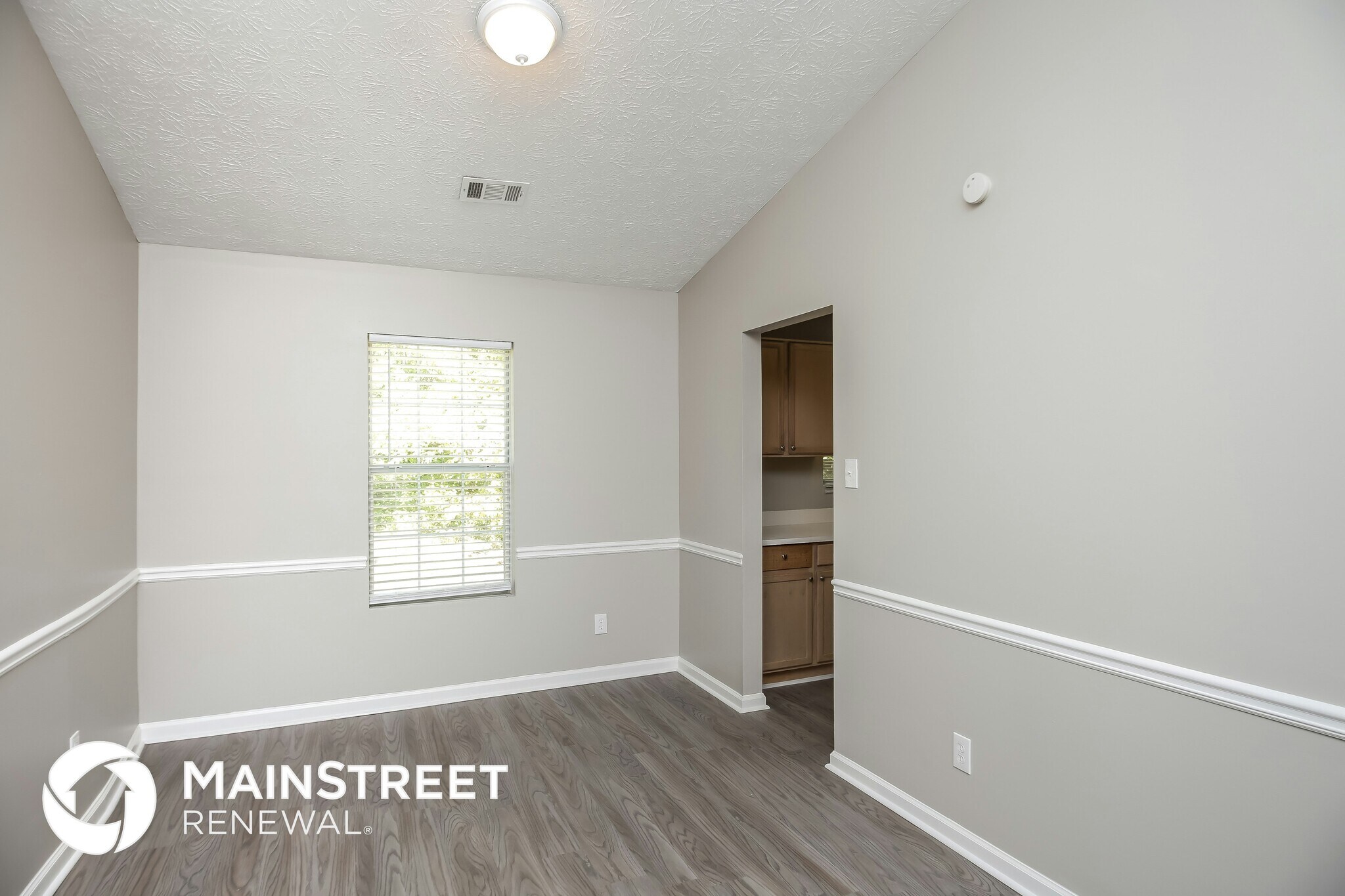 Building Photo - 851 Plumbridge Ct