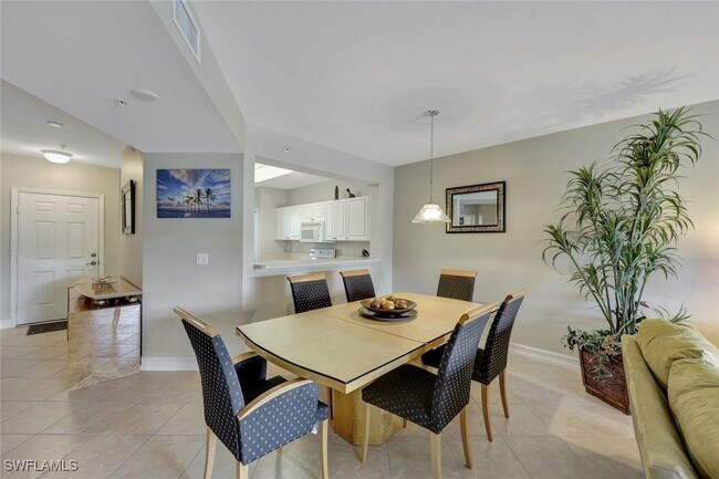 Building Photo - 7818 Great Heron Way