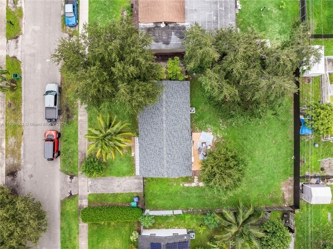 Building Photo - 1320 NE 210th Terrace