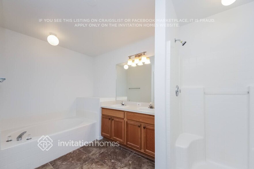 Building Photo - 1712 Laramie Cir
