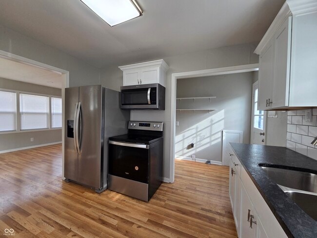 Building Photo - 1709 Kildare Ave