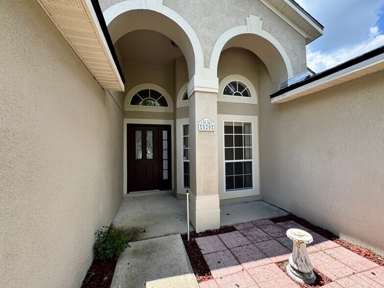 Building Photo - 520 Canary Island Ct