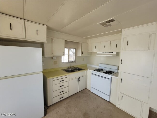 Building Photo - 3 Piute Valley Dr